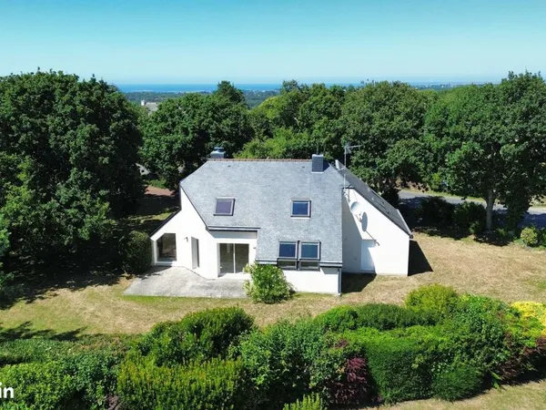 Maison 5 pièces 144 m²