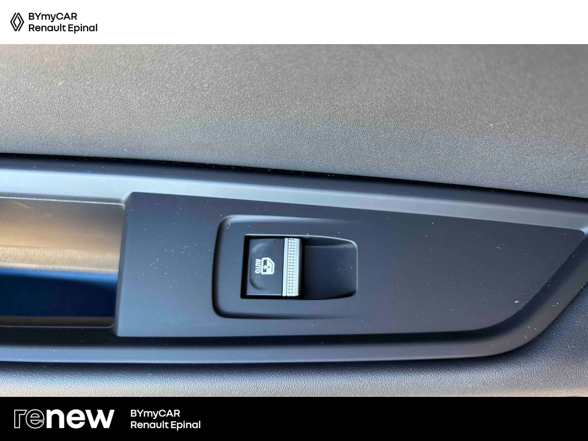 Renault Rafale E-Tech full hybrid 200 ch — photo 25
