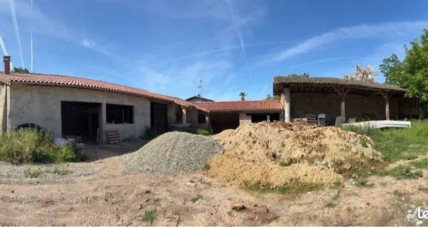 Corps de ferme à rénover