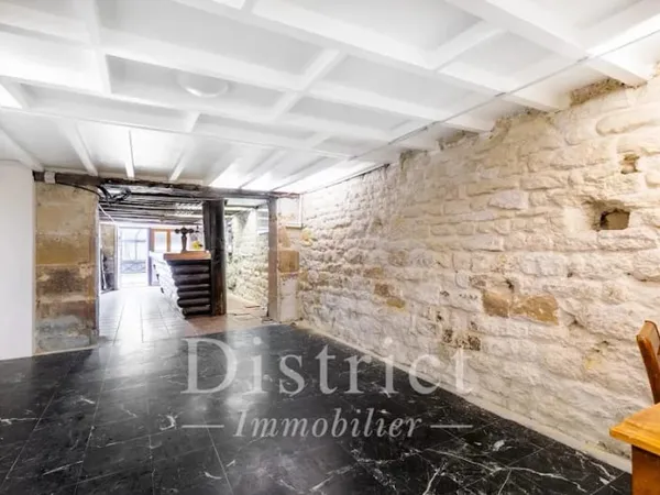 Local 4 pièces 85 m²