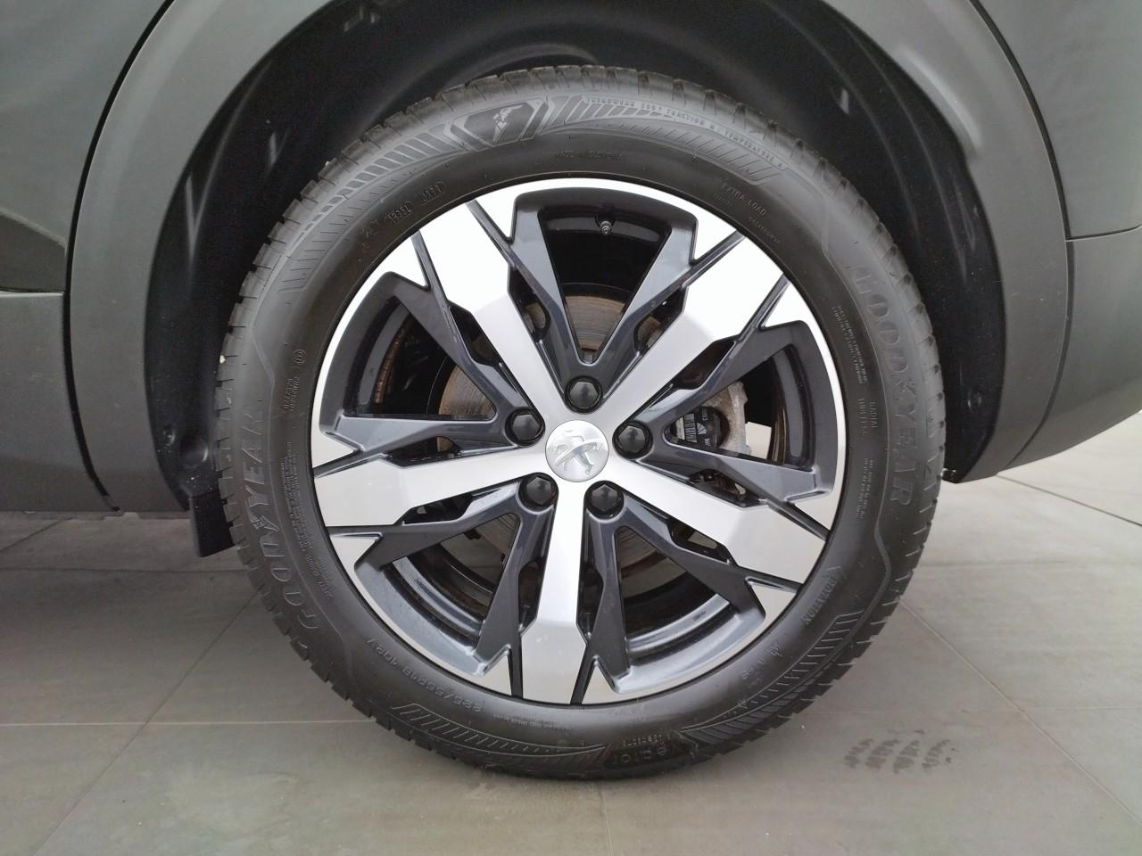Peugeot 3008 puretech 130ch s&s eat8 gt — photo 16