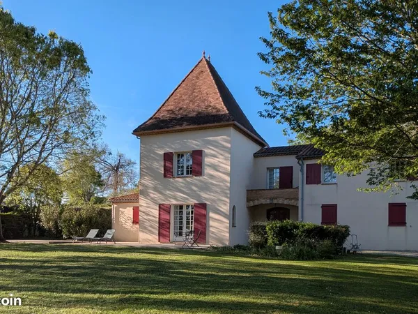 Maison familiale de caractère de 194 m² - Terrain arboré de 4 000 m² - DPE C