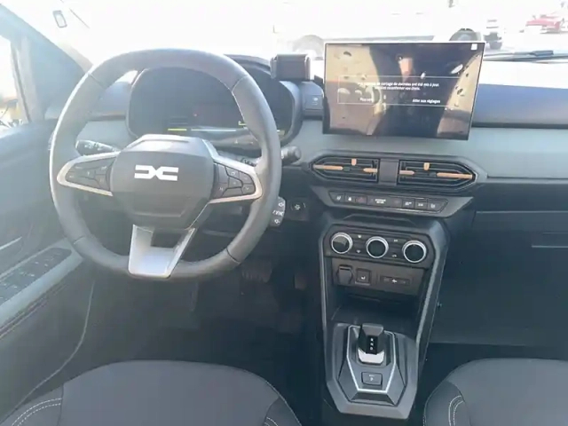 Dacia Sandero eco-g 120 auto — photo 27