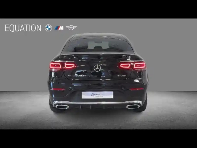 Mercedes Glc coupé 300 de 194+122ch amg line 4matic 9g-tronic — photo 4