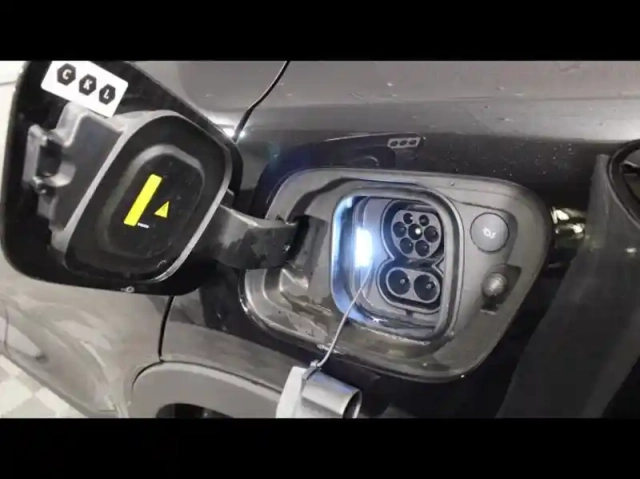 Volvo C40 recharge extended range 252ch ultimate — photo 7