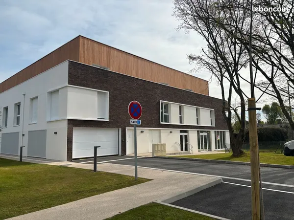 Locaux commerciaux - Franqueville Saint Pierre