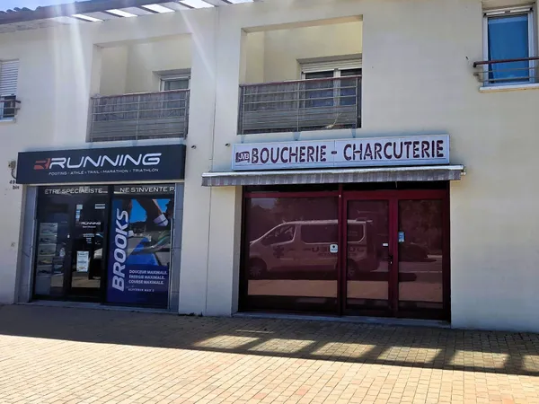 LOCAL COMMERCIAL -- CENTRE-VILLE DU TEICH | BASSIN D'ARCACHON