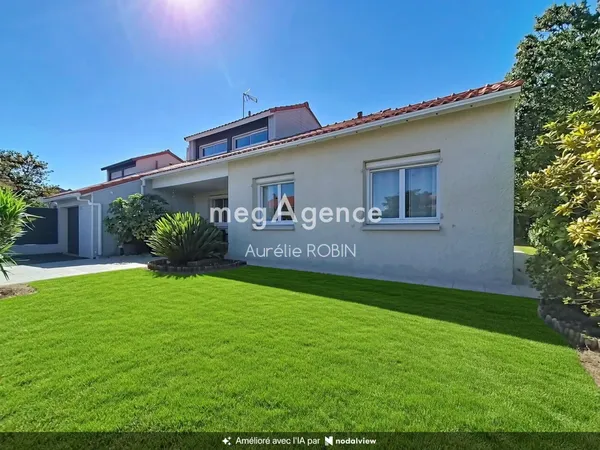PAVILLON-4 CHAMBRES-GARAGE-JARDIN