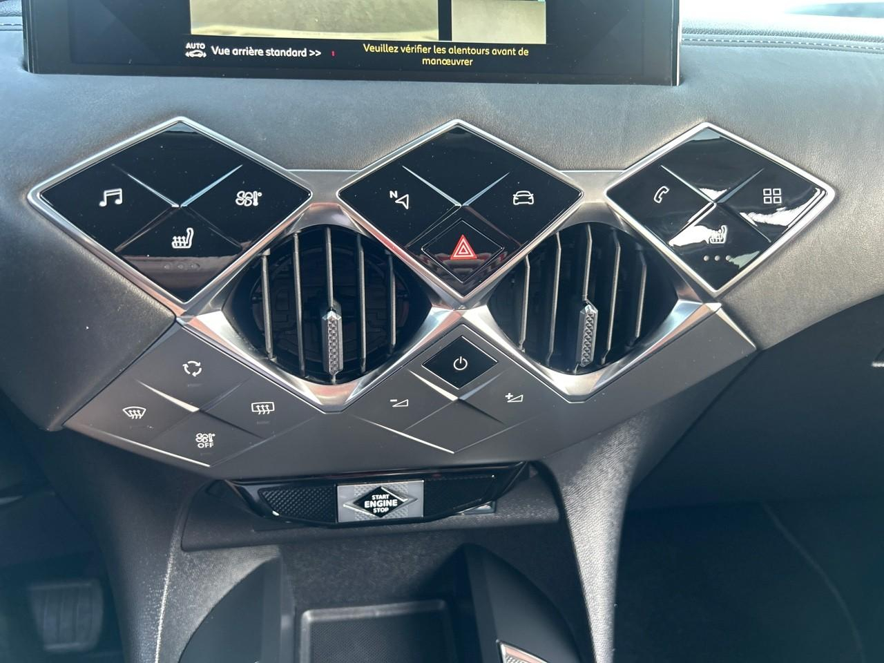 Ds Ds 3 crossback puretech 130ch grand chic automatique 7cv — photo 21