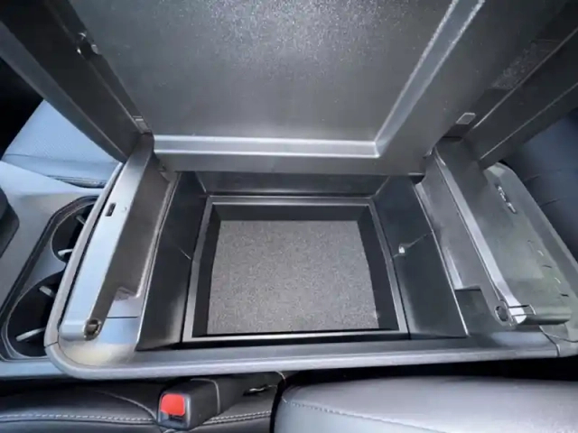Toyota Bz4X grande autonomie lounge — photo 12
