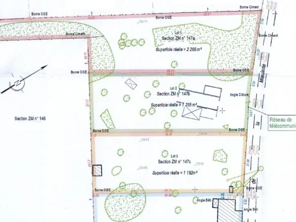 Terrain 1235 m²