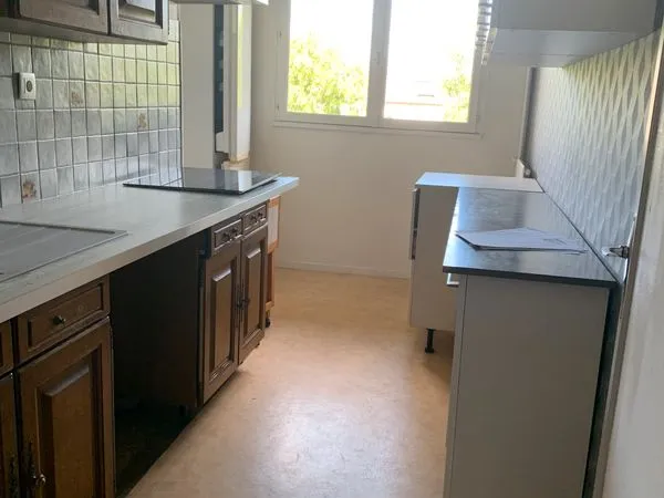 Vente appartement centre ville proche place des héros