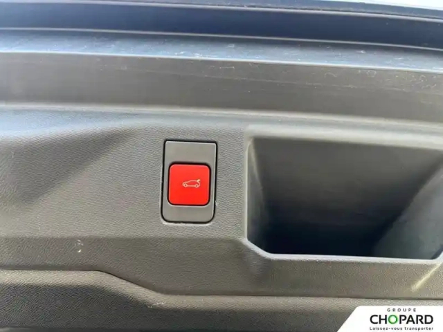 Peugeot 5008 hybrid 145 ch e-dcs6 — photo 12