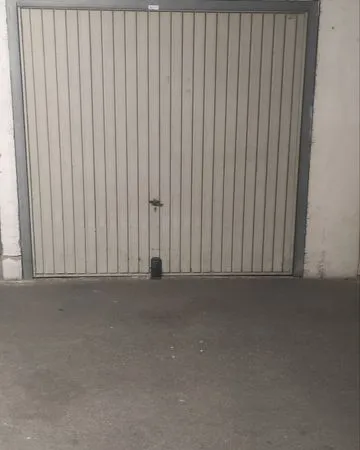 Garage dans résidence sécurisée