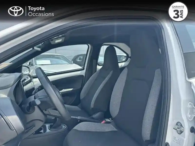Toyota Aygo X 1.0 vvt-i 72ch dynamic my24 — photo 3