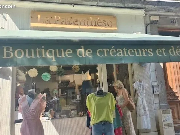 Charmant petit magasin 50 m²