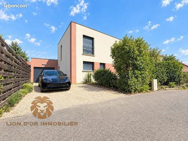 Maison 6 pièces 136 m²