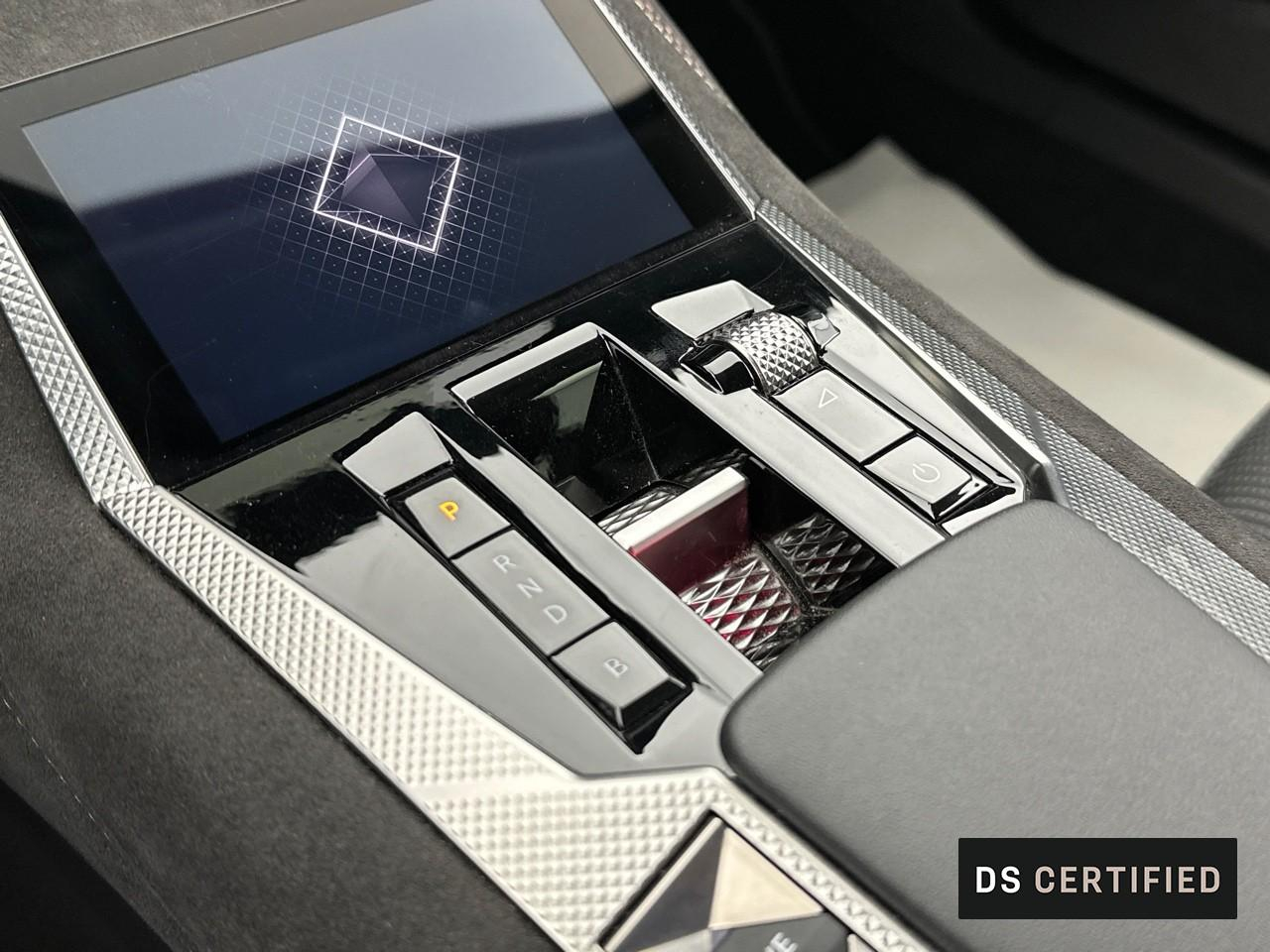 Ds Ds 4 hybride e-tense 225 eat8 performance line+ — photo 31