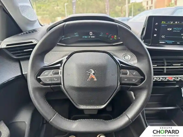Peugeot 208 electrique 50 kwh 136ch — photo 17