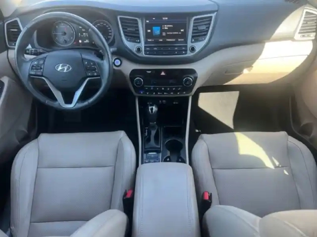 Hyundai Tucson 1.7 crdi 141 dct-7 executive — photo 3