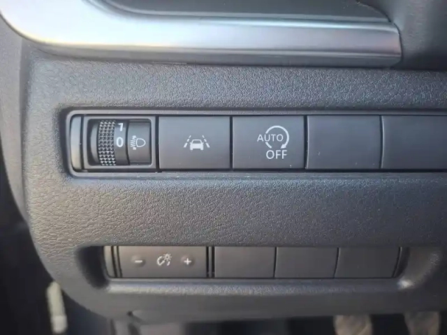 Nissan Qashqai mild hybrid 140 ch — photo 49