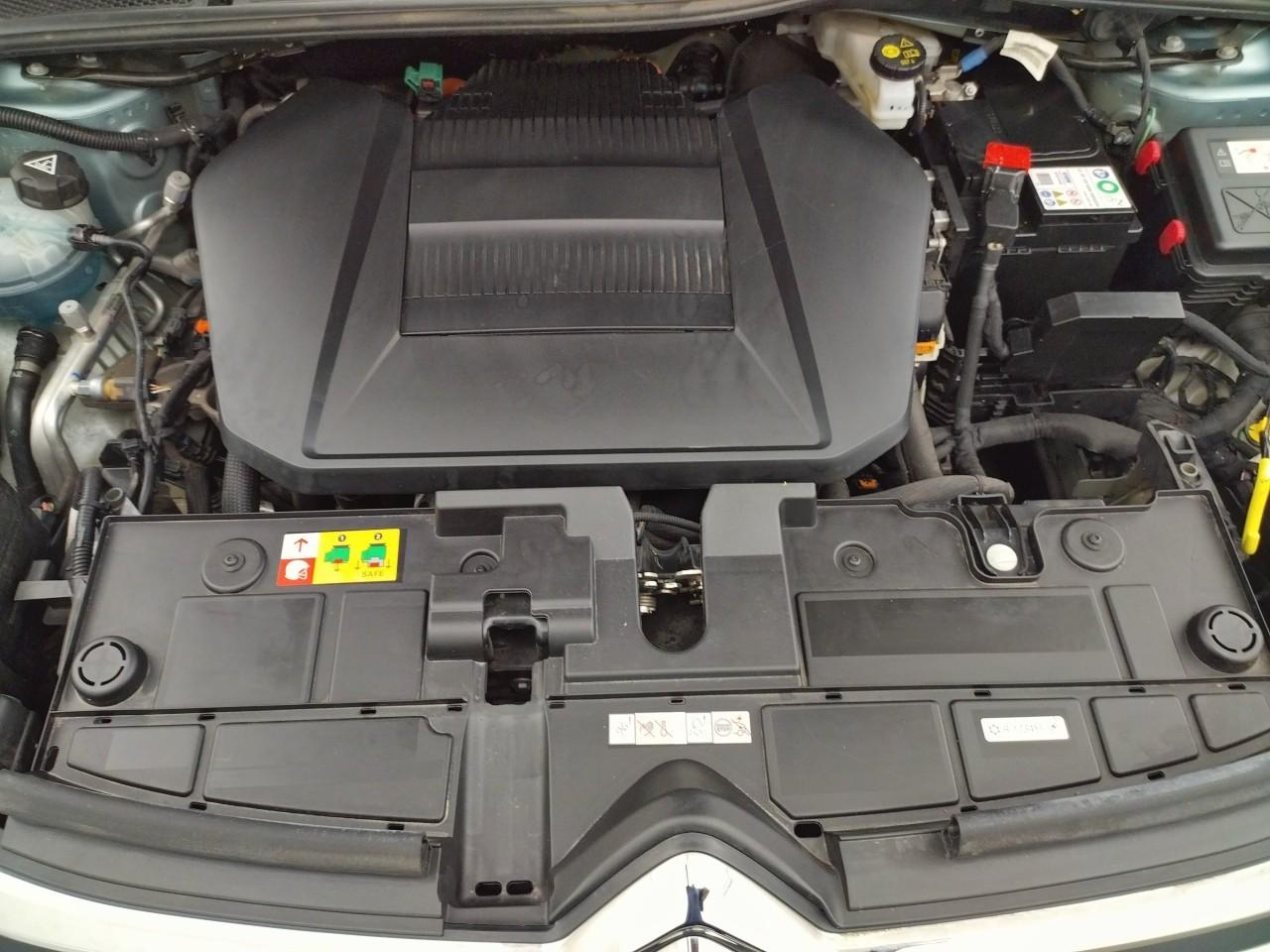 Citroën C4 e-c4 136 ch automatique feel pack — photo 15