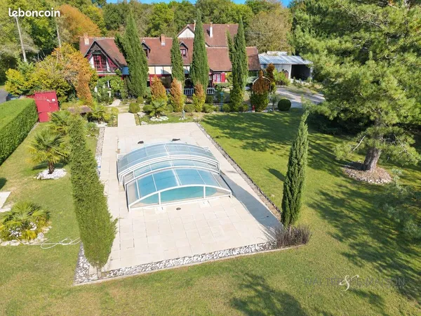 Propriété 7 pièces 180 m²