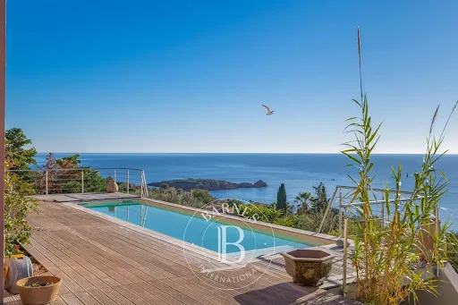 Villa 7 pièces 204 m²