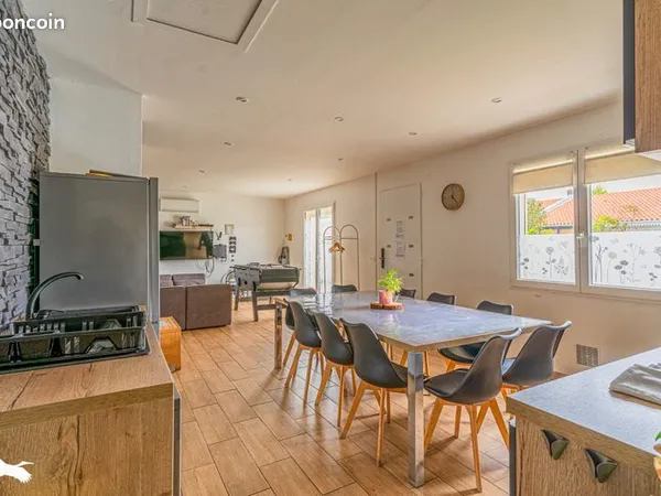 Maison 6 pièces 120 m²