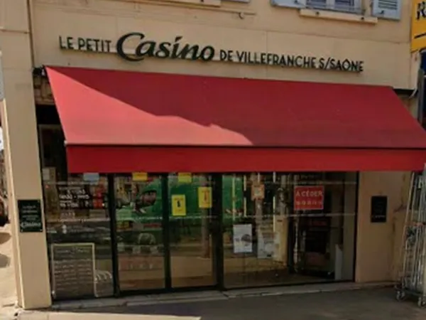 Local commercial 268 m²