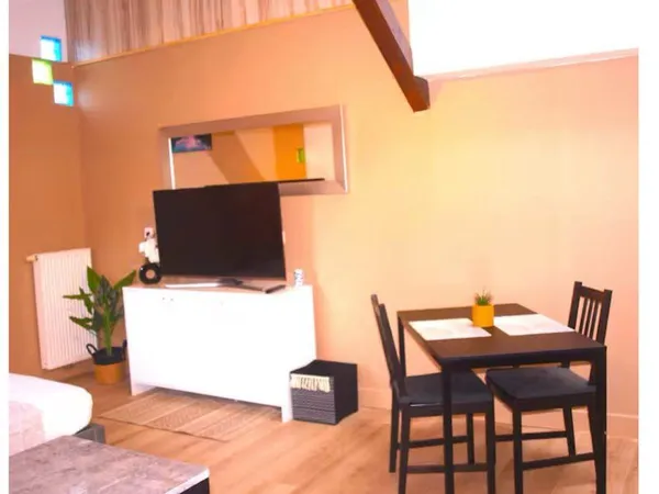 Studio meublé