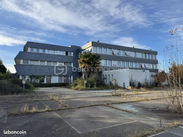Immeuble de rapport 1441 m²