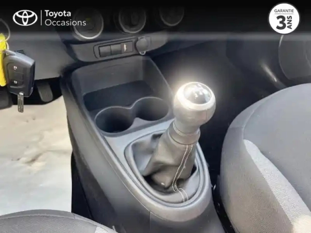 Toyota Aygo X 1.0 vvt-i 72ch dynamic my24 — photo 15
