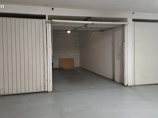 Garage 1 place - résidence sécurisée - quai de saône