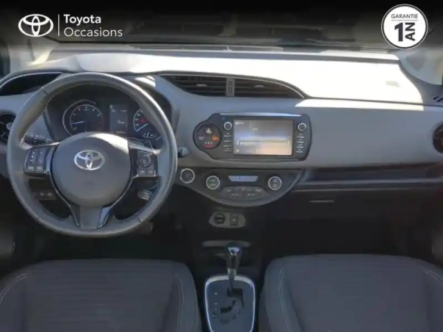 Toyota Yaris 110 vvt-i ultimate cvt 5p — photo 8