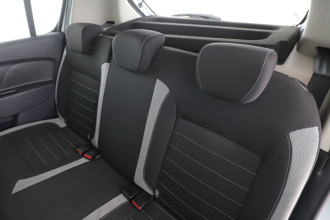 Dacia Sandero Stepway 0.9 TCe — photo 13