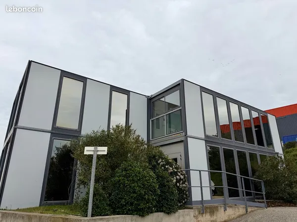 Bureaux 383 m² MARTIGUES