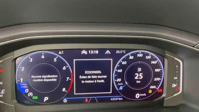 Volkswagen T-Roc cabriolet 1.5 tsi evo 150 start/stop dsg7 — photo 23