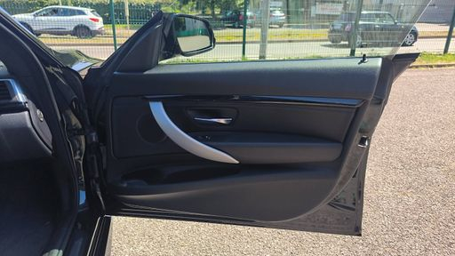 BMW Serie 3 GT xDrive 320d 190 Steptronic8 - M Sport – 2018 – 152808 km – Diesel – Boîte Automatique — photo 35