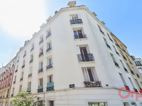 Chambre de service 1 pièce 8 m²