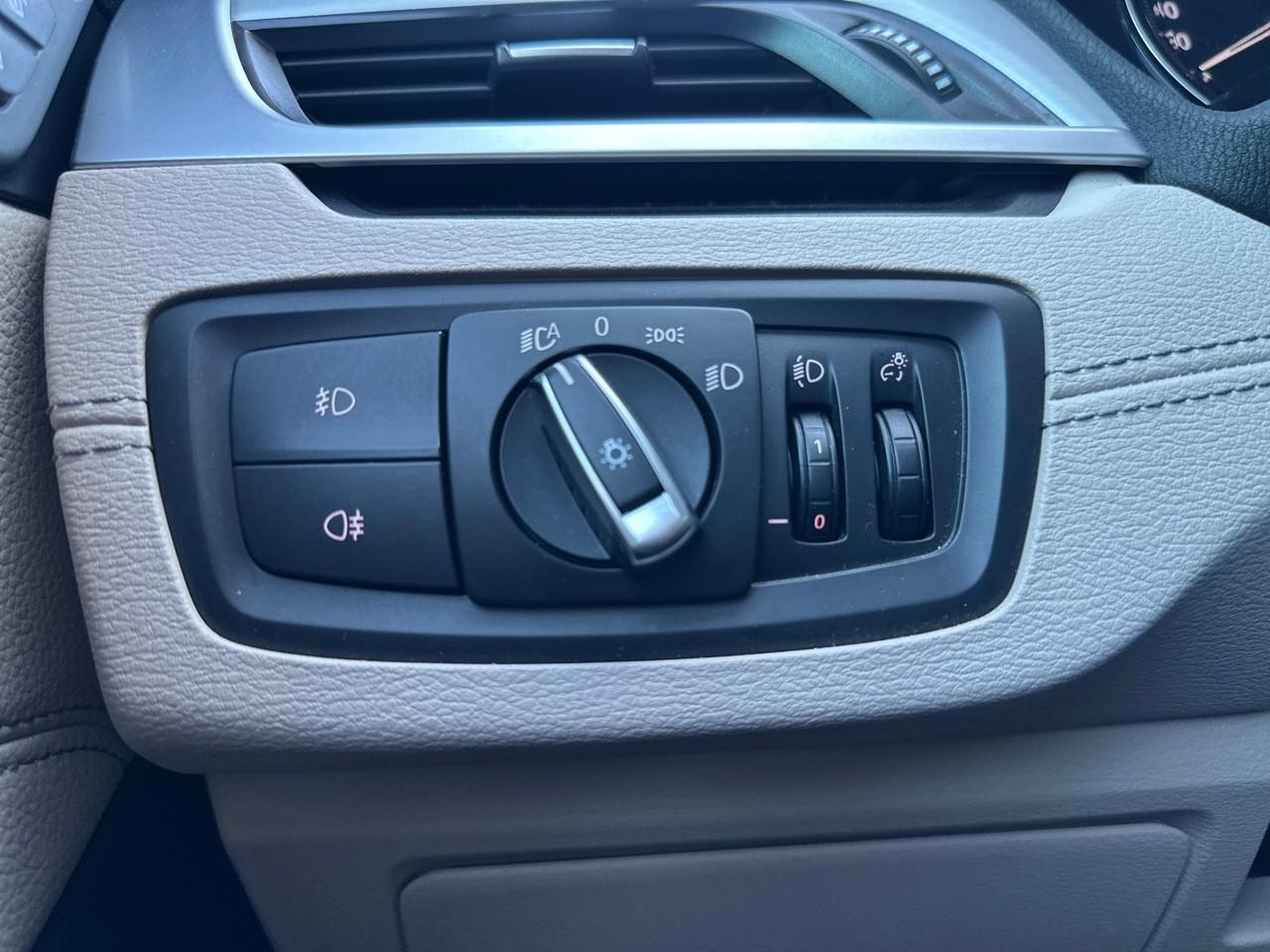 Bmw X1 sdrive18da 150ch business design — photo 26