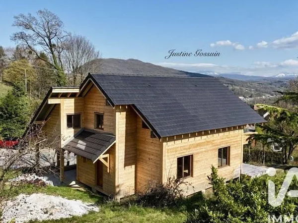 Maison 6 pièces 153 m²