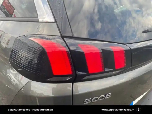 Peugeot 5008 puretech 130ch s&amp;s bvm6 — photo 22