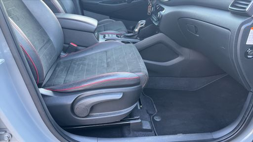 Hyundai Tucson 1.6 CRDi 136 Mild Hybrid DCT7 - N Line – 2020 – 105980 km – Diesel – Boîte Automatique — photo 14