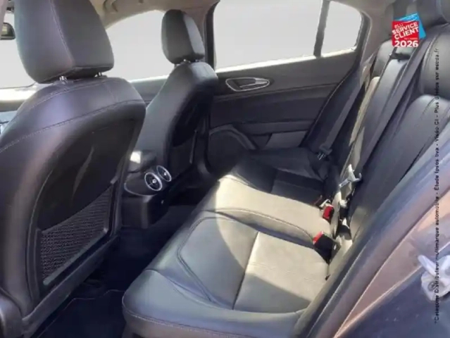 Alfa Romeo Giulia 2.2 jtd 160ch executive at8 my19 — photo 11