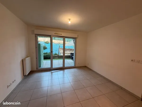 Beau T2 à la Colle sur Loup
