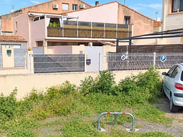 Place de parking privative