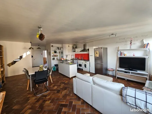 Colocation Saint Denis 01/10- 600e tout inclus
