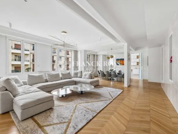 Appartement 6 pièces 243 m²