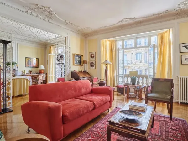 Appartement 6 pièces 150 m²